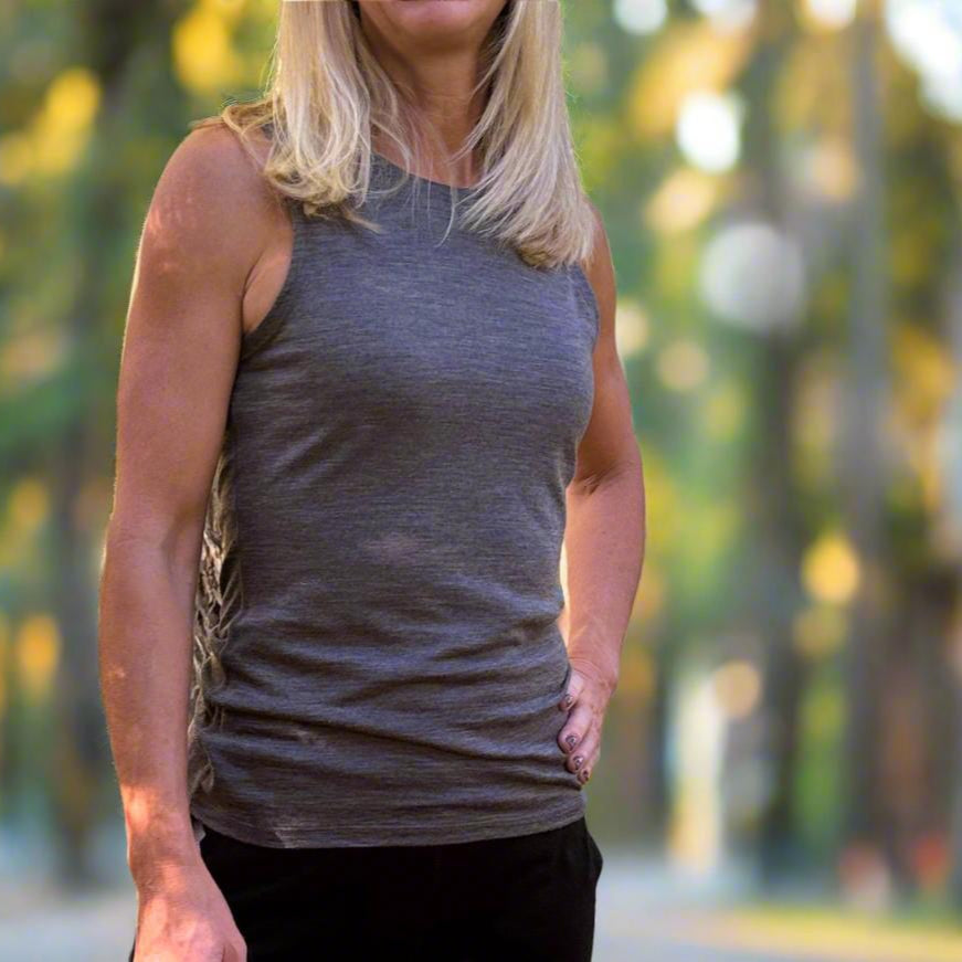 Chill Angel Tops Coffee / XS Essential Tank