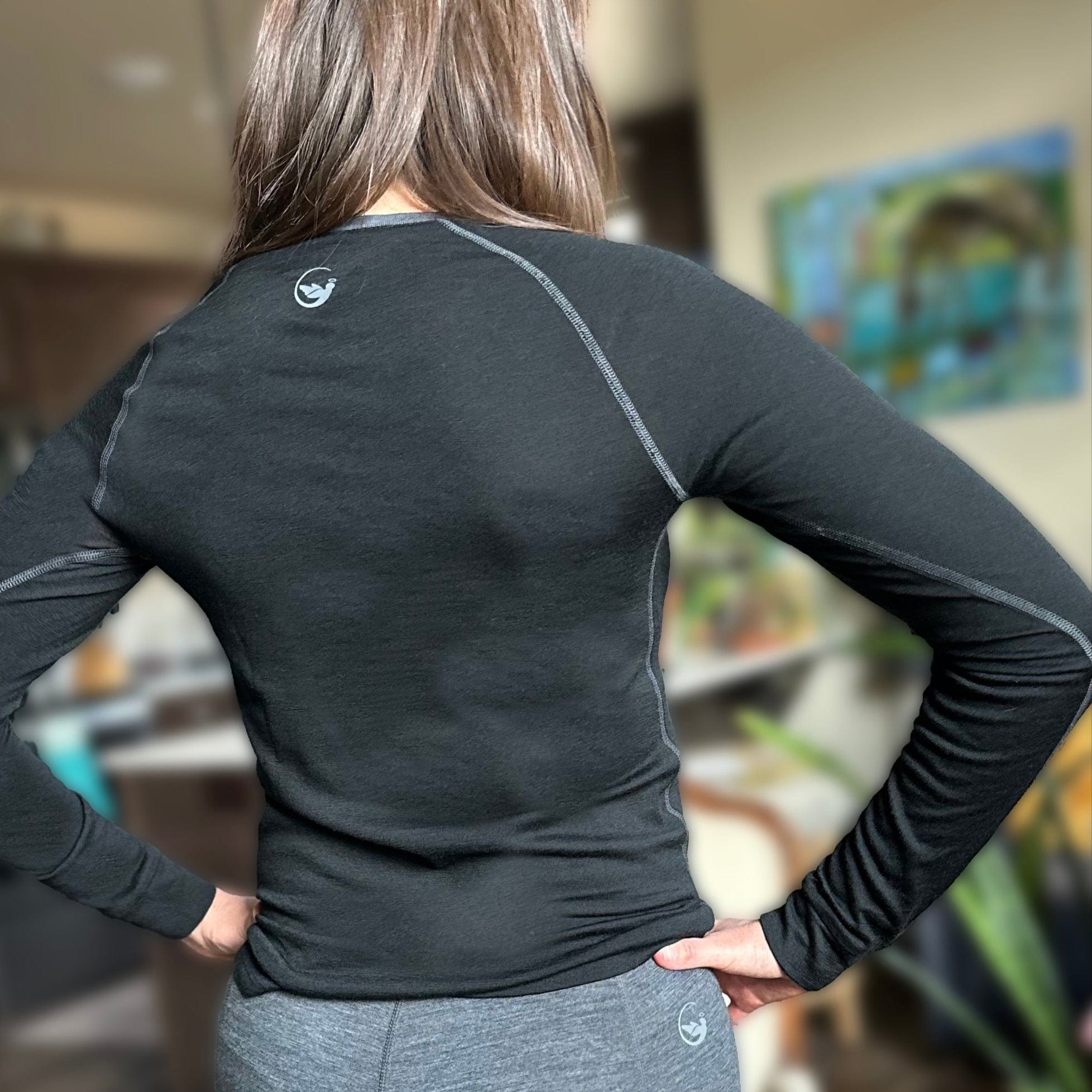 Chill Angel Tops Aurora Merino Raglan Crew